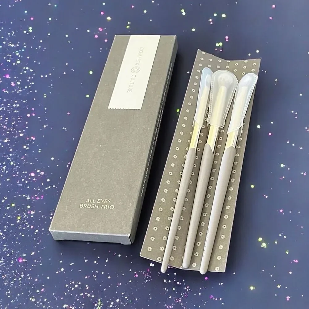 Complex Culture All Eyes Brush Trio EyeShadow Brush Set Of 3 Brushes RV $40 NIB